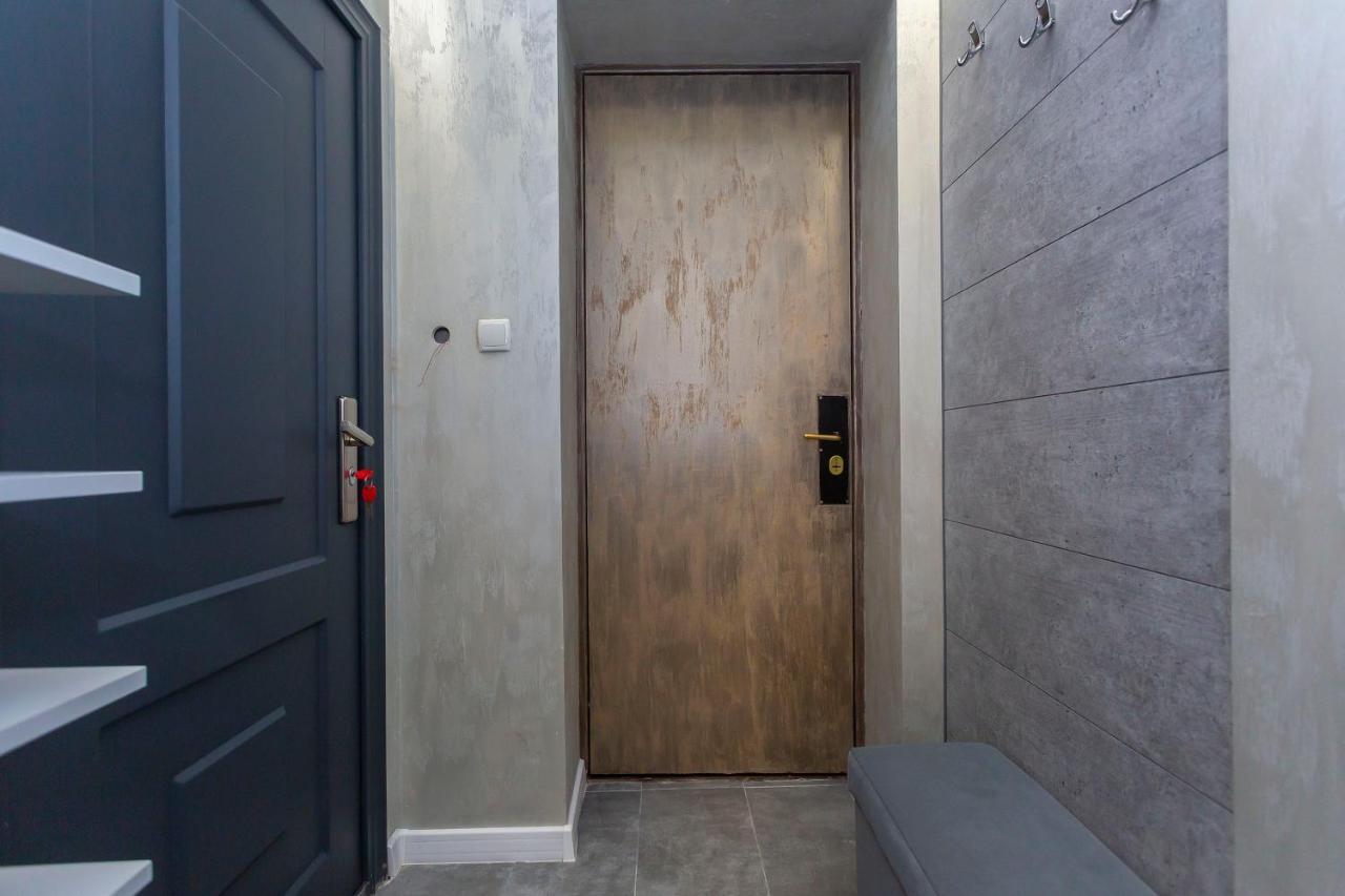 Central Vitosha Apartment Sofia Bagian luar foto
